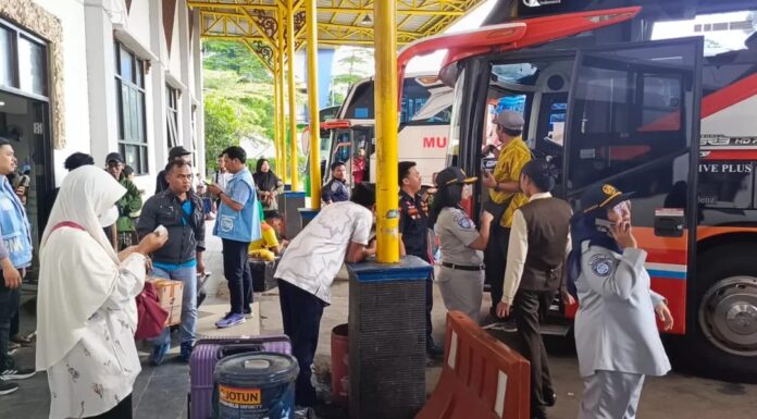 Tembus 1.650 Penumpang saat Puncak Mudik, Aktivitas Terminal Jatijajar Kini Mulai Menyurut