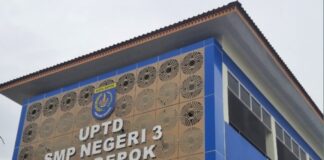 Solusi CSR Supian Suri Gak Mempan! Siswa SMPN 3 Empat Bulan Masih Belajar di Lantai